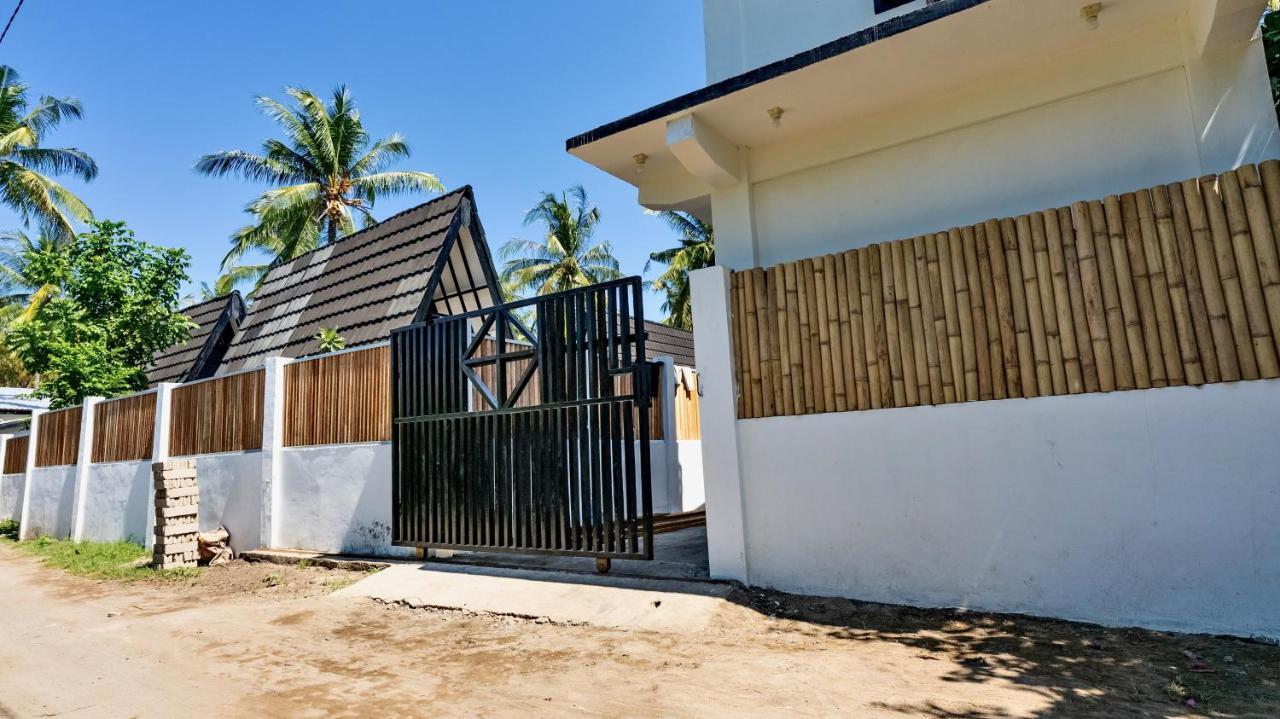 Sanctum Dive Bungalows With Private Pool Gili Trawangan Exterior foto
